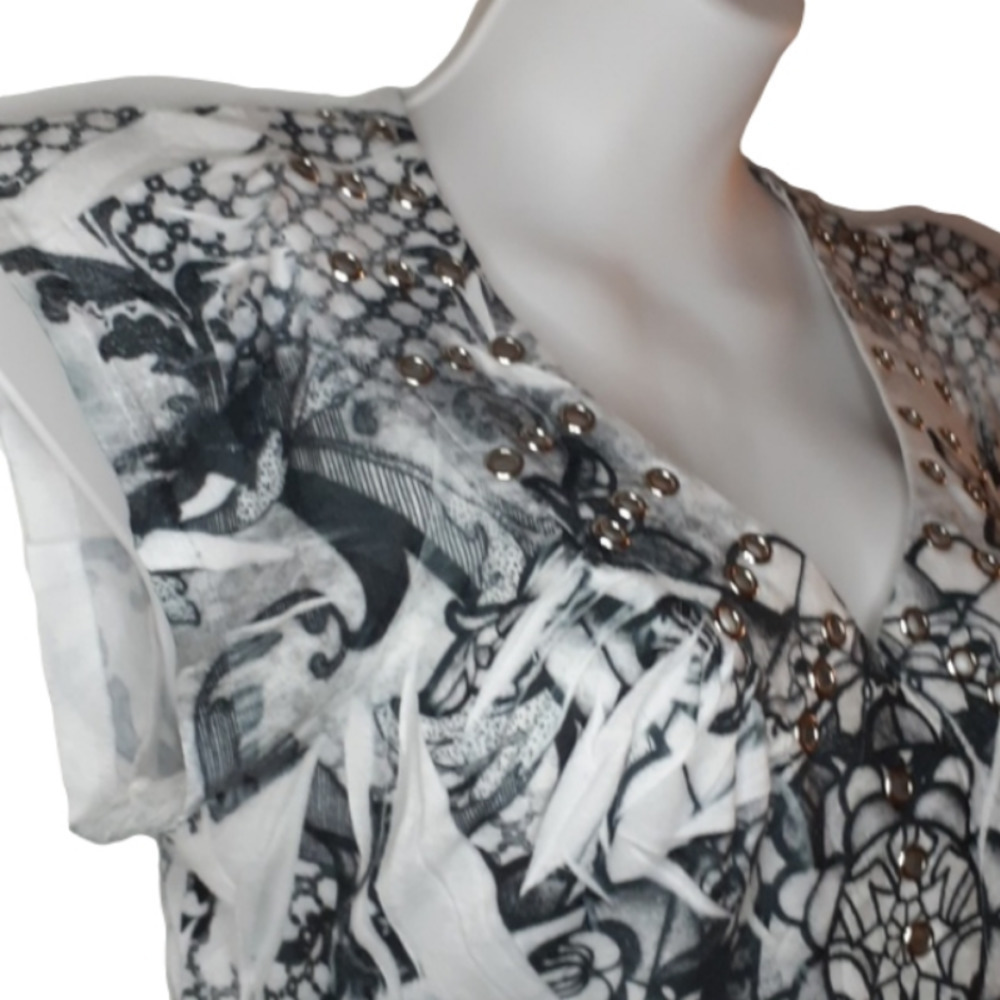 Sz: MP- Darling Blouse!